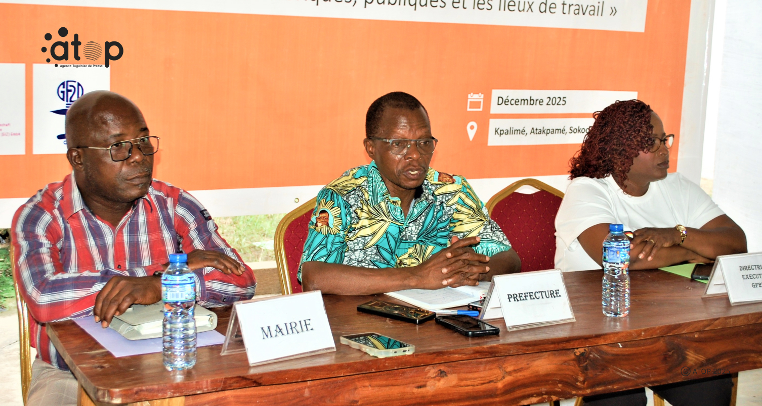 7 Le SG Bakai donne le coup denvoie des activites de la campagne foraine