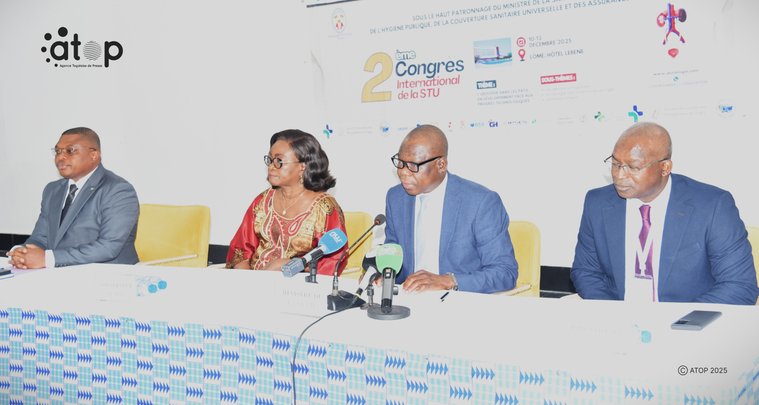Santé/2eme congrès international de la STU : Le gouvernement togolais entend renforcer durablement les compétences urologiques nationales 1 Le ministre Tessi lors de son discours douverture1