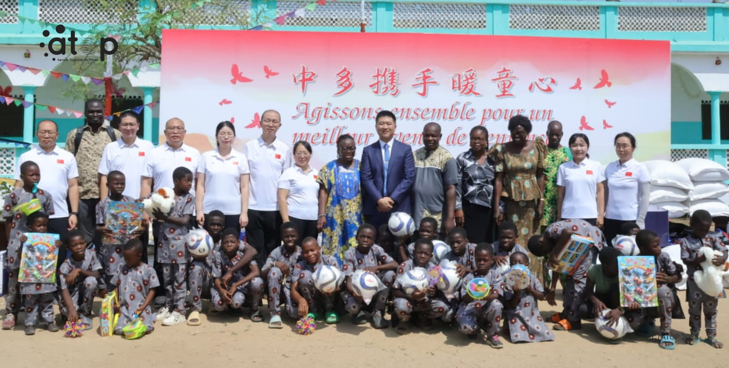 Mission médicale chinoise au Togo : Des consultations gratuites et des vivres aux pensionnaires de l’orphelinat « La Solution » 1 Oliver 11