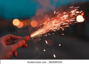 Le ministre de la Sécurité rappelle l’interdiction des pétards et feux d’artifice à l’approche des fêtes