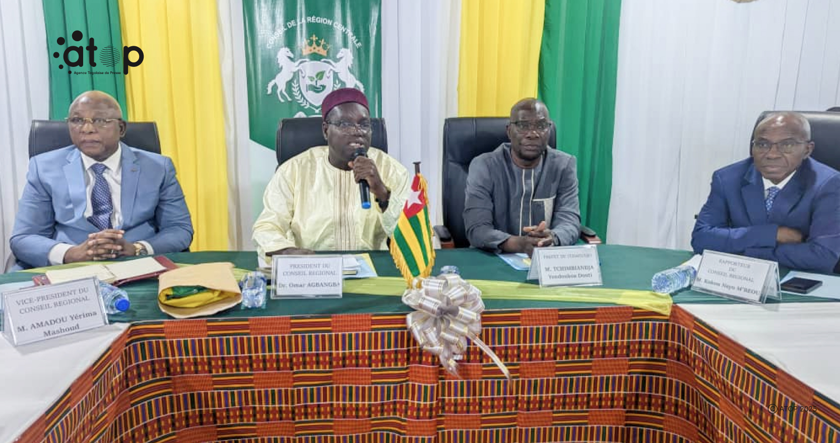 Tchaoudjo : Plusieurs sujets meublent la 1ère session ordinaire de l’année du conseil régional de la Centrale 1 12 Dr Agbangba au micro ouvrant les