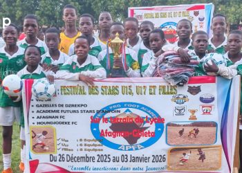 Bas-Mono / 2ème édition du festival des stars : APFA (Filles et garçons) et ABS Foot remportent les trophées