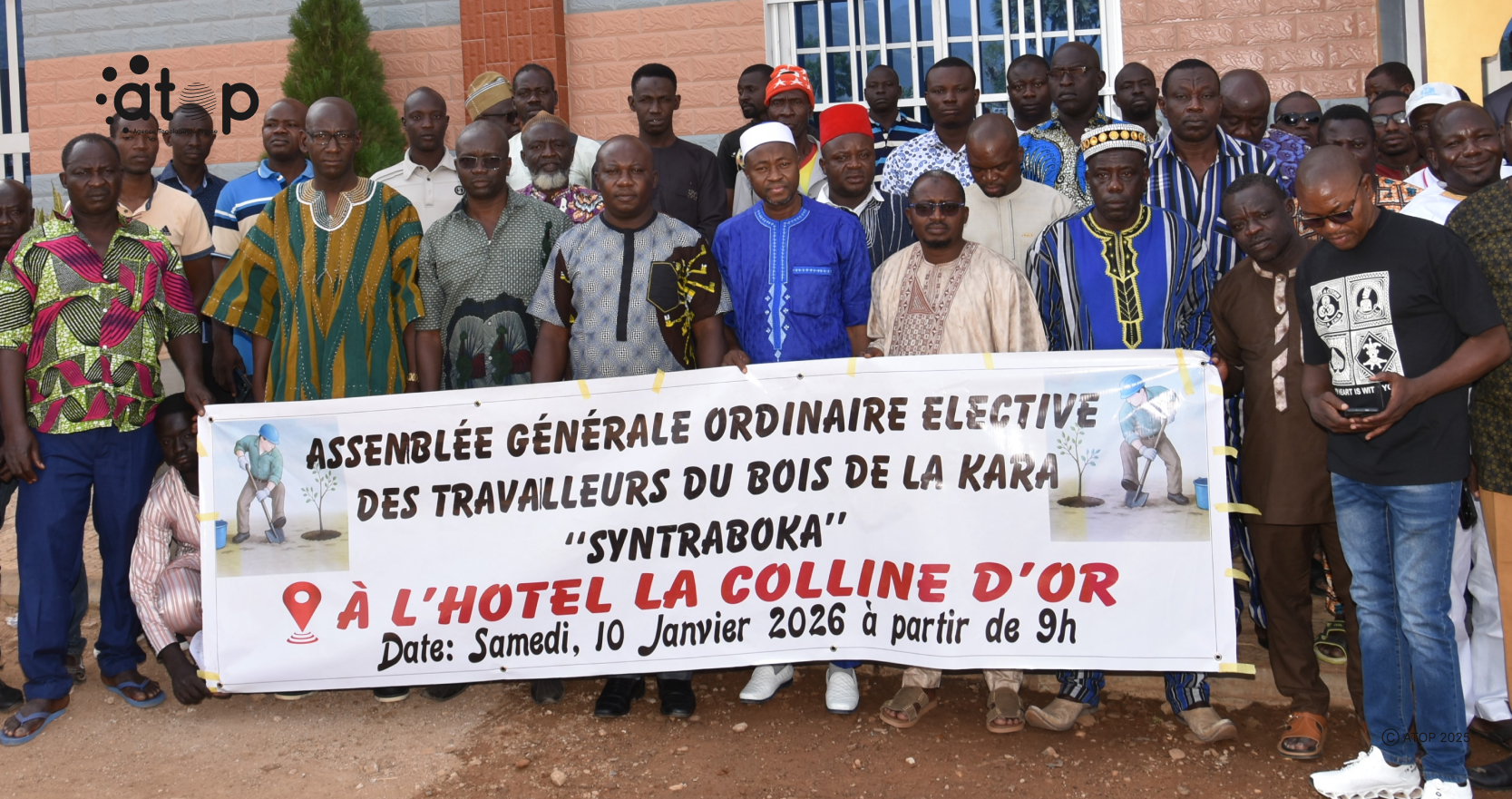 29 Participants et nouveau bureau ont pose