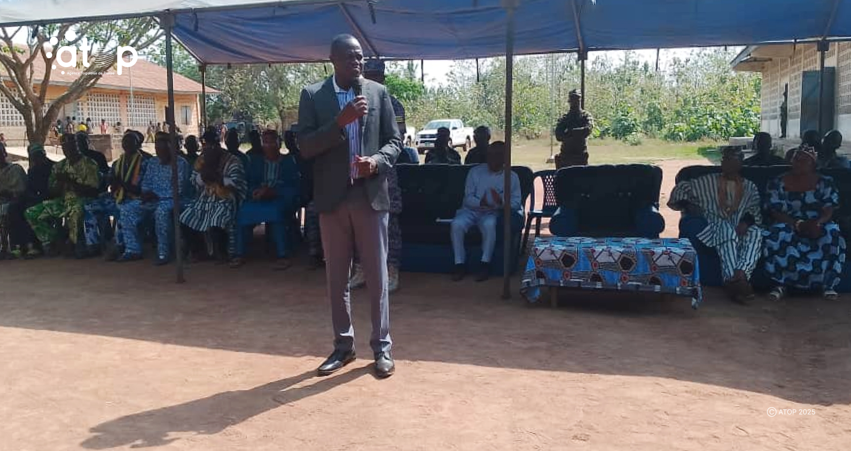 7 Le prefet Djato Nadjindo Dana exhortant la population a cultiver la