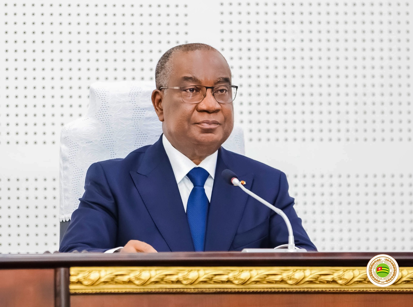 Le president Klassou livrant le discours de cloture