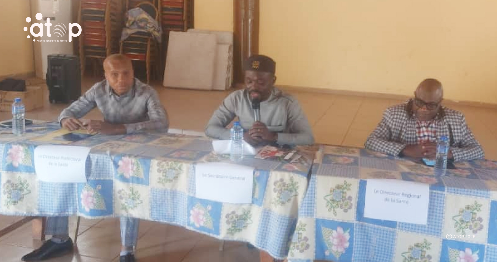 35 M. Bakobam micro felicite les professionnels de la sante