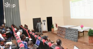 4 Les partisants en seance de travail