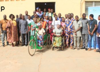 Tone/Faciliter l’accès des femmes handicapées aux toilettes : L’A2FHV-S échange avec les autorités locales et entreprises de BTP