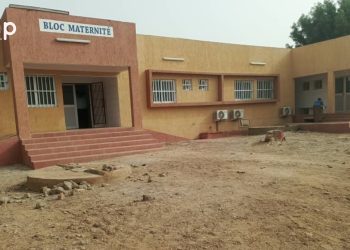 Cinkassé : Les autorités locales visitent le nouveau bâtiment de la maternité du CMS de Timbou