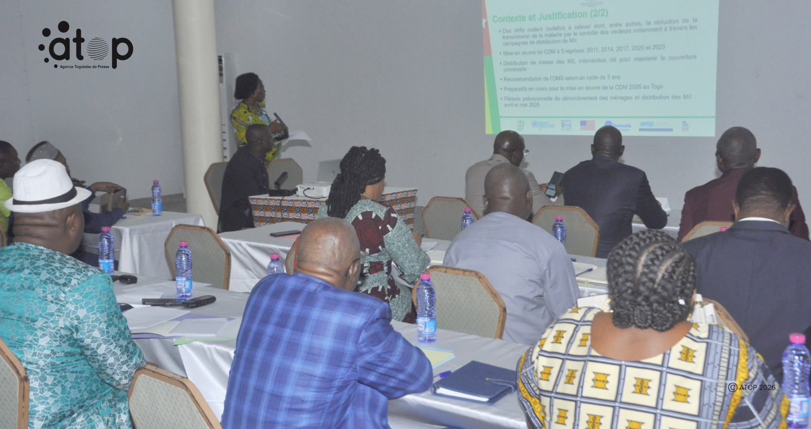 6ᵉ campagne de distribution de moustiquaires : les membres du comité local d’organisation du Grand Lomé échangent sur les enjeux et orientations 1 Les membres suivant une presentation