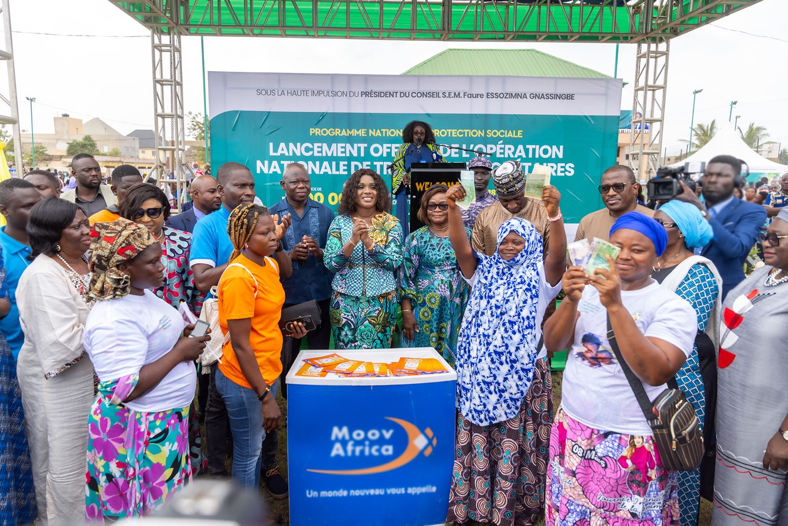 Vue des femmes beneficiaires du Programme national de protection sociale photo internet