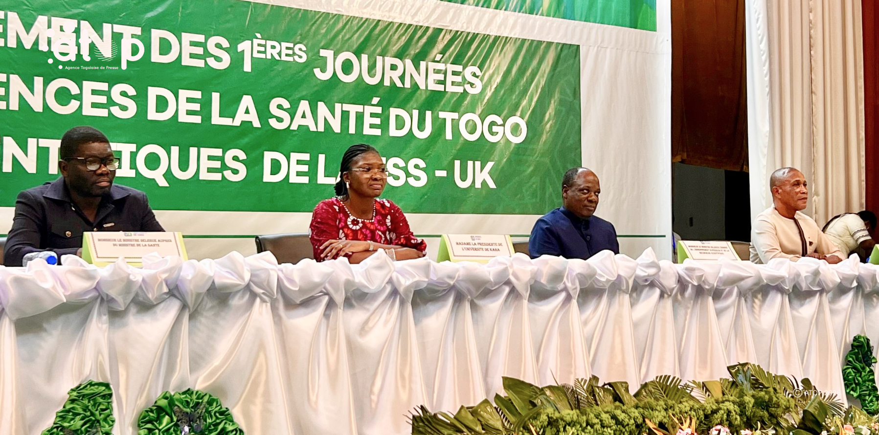 16a Les officiels