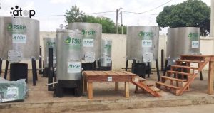 Cinq coopératives de trois régions dotées de kits modernes d’étuvage du riz à Tchamba 2 28 Les equipements offerts.jpg