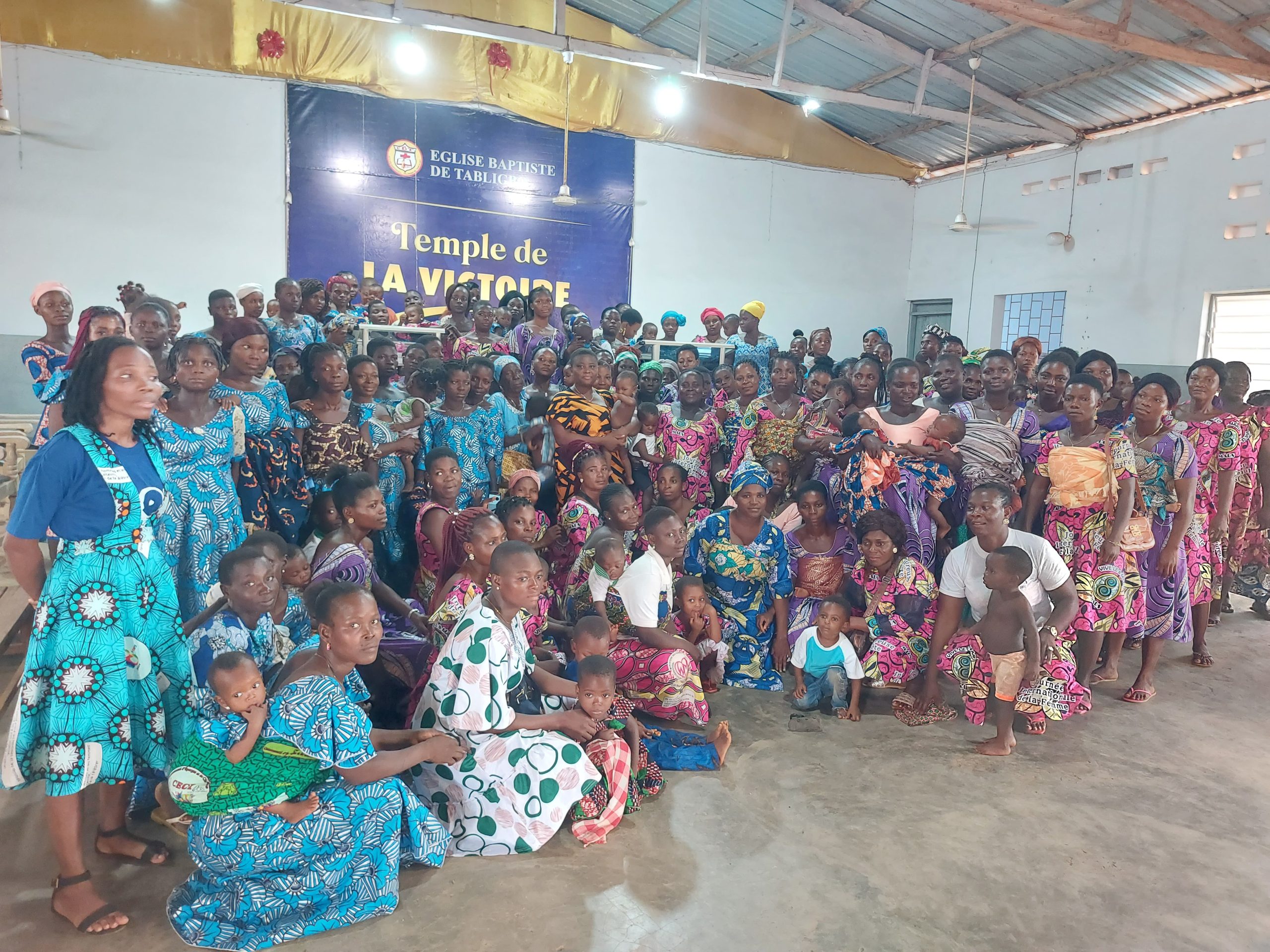Les groupements feminins apres la celebration1 scaled