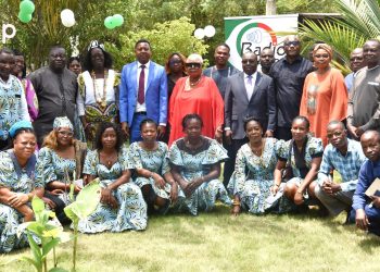 Journée internationale des droits de la femme : Radio Lomé mise sur la justice et l’action pour l’épanouissement de son personnel féminin