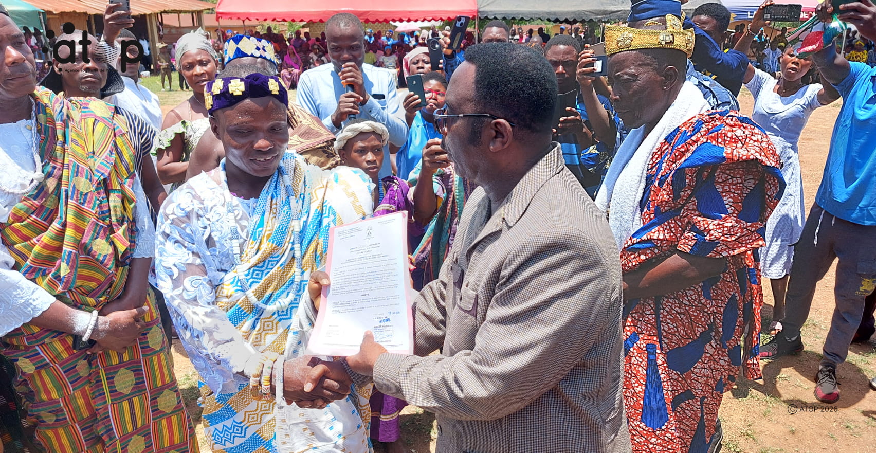 Togbui Hededzi Biaku IV reconnu officiellement chef du village de Kpetè-Mangoassi 1 Oliver 51 1