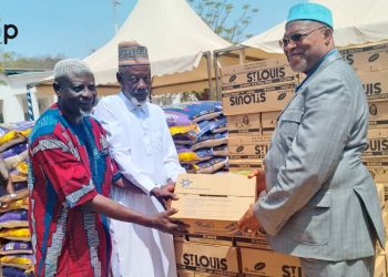 Tône/mois du ramadan : Le président du conseil offre des vivres à la communauté musulmane des savanes
