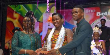 2ème édition de « UL Fashion Show » : Le stylisme et la coiffure homme mis en avant de la mode et de la créativité estudiantine 5 2ème édition de « UL Fashion Show » : Le stylisme et la coiffure homme mis en avant de la mode et de la créativité estudiantine