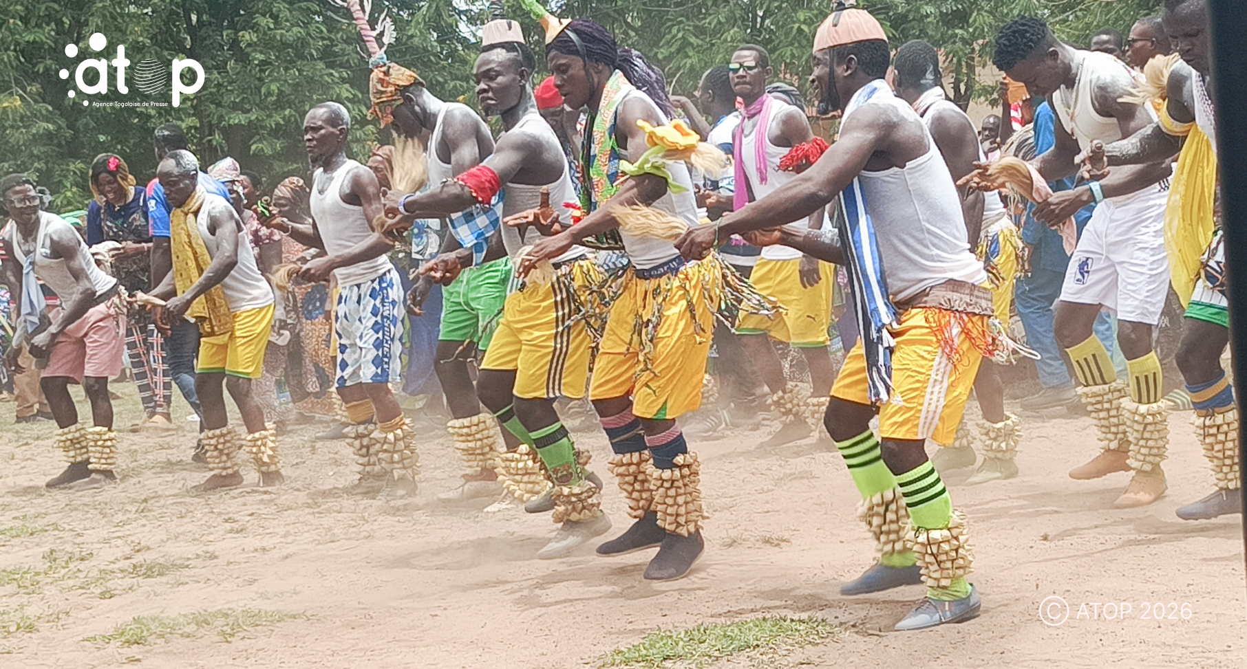 1 Danse dun groupe folklorique