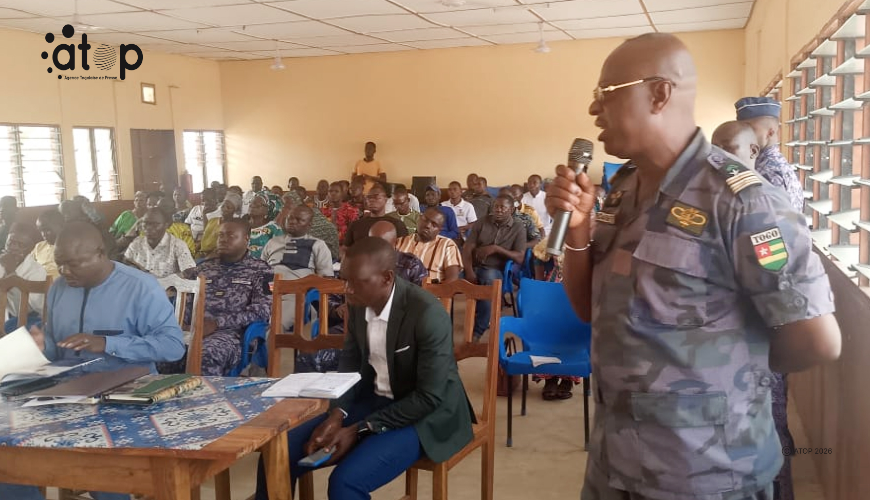 17 Lieutenant colonel Hodin Edoh devant lassistance a Mandouri
