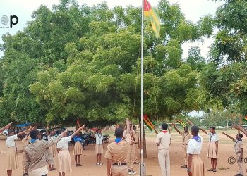 Patriotisme : Des élèves du Lycée Amadahomé sensibilisés au respect du drapeau togolais