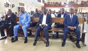 Le president de lAssemblee nationale et les ministres