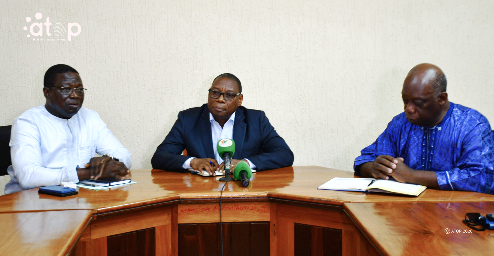 Santé : La première édition des journées du secteur privé, lancée à Lomé pour soutenir l'AMU 1 M. Wotobe lancant les travaux site 2