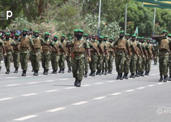 Le défilé du Régiment commando de la garde présidentielle