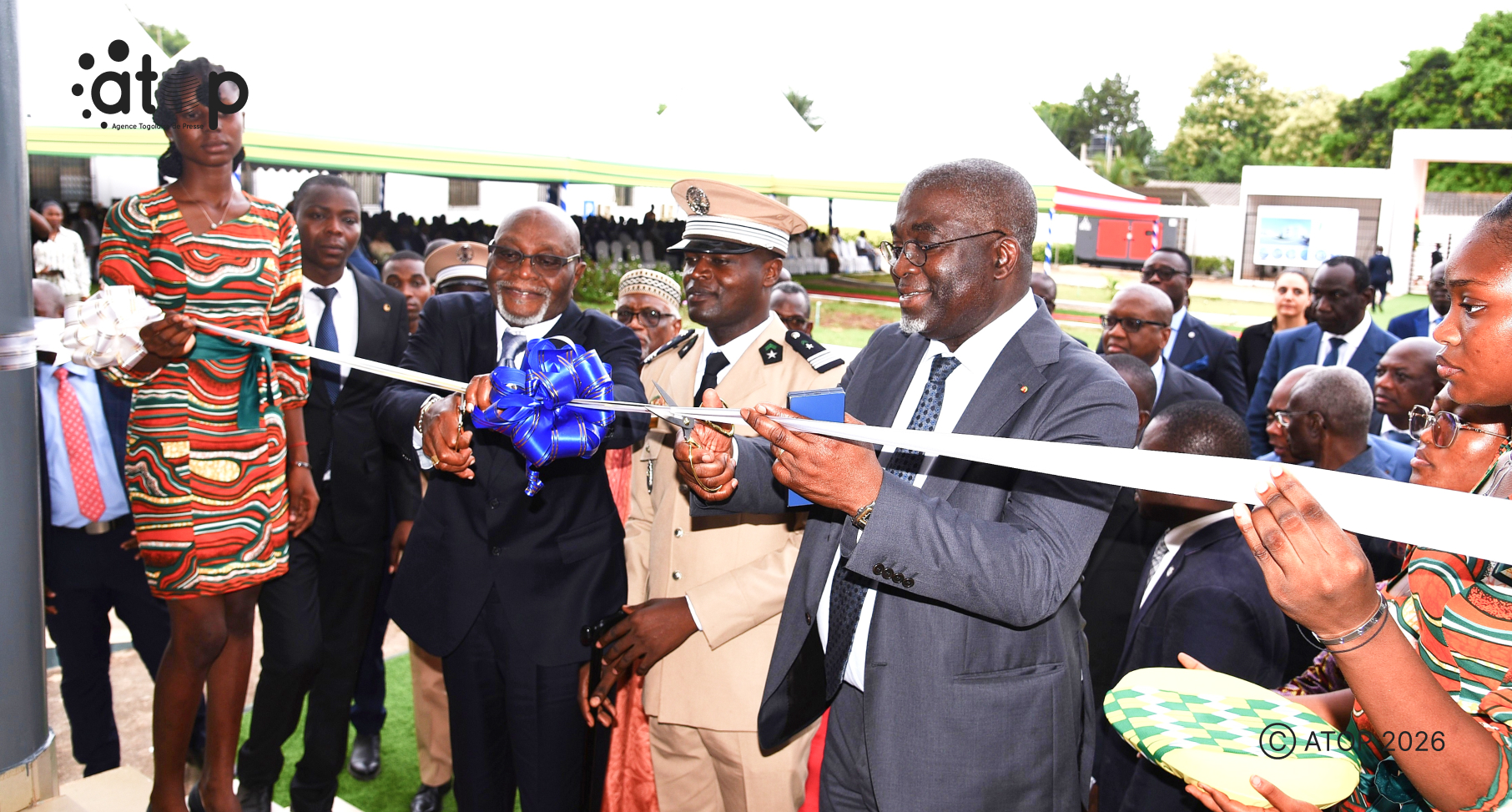 Le président de la République inaugure le laboratoire national de la sécurité sanitaire 1 Oliver 4 5