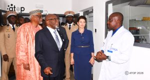 Le président de la République inaugure le laboratoire national de la sécurité sanitaire 3 Oliver 5 4