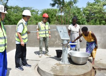 Une délégation togolaise et chinoise en mission d’inspection des forages réalisés dans les plateaux