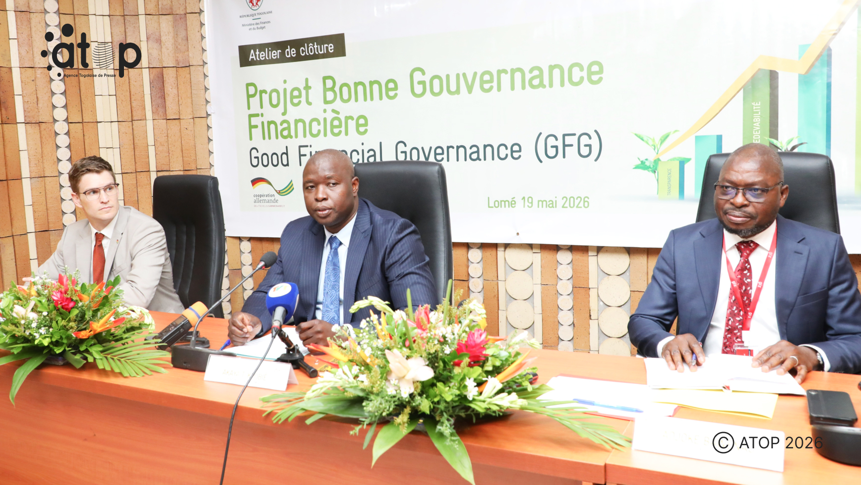 Clôture du projet « Bonne gouvernance financière » : Un bilan élogieux de 6,2 milliards FCFA pour moderniser l’Etat togolais 1 M. Akaya lancant les travaux de cloture