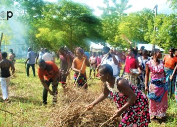 Kloto/Salubrité publique : La population de Lavié-Agoviépé mobilisée pour l’opération « Togo propre »