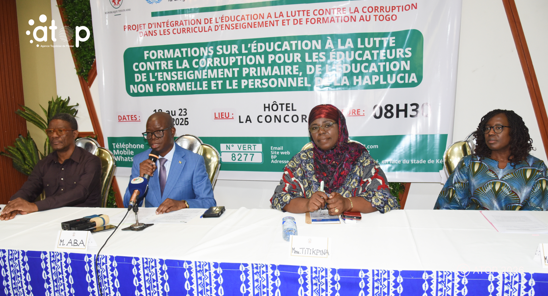 Lutte contre la corruption : Des éducateurs en atelier de renforcement des connaissances 1 le discours de M. Aba au micro