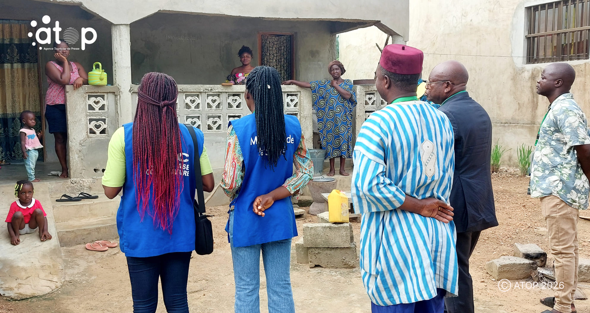 22 Une phase de loperation de denombrement dans le menage de M. Atakora a Adabawere 1 1