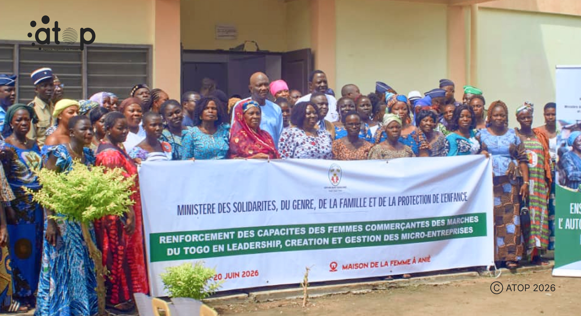 27 Des autorites et participantes