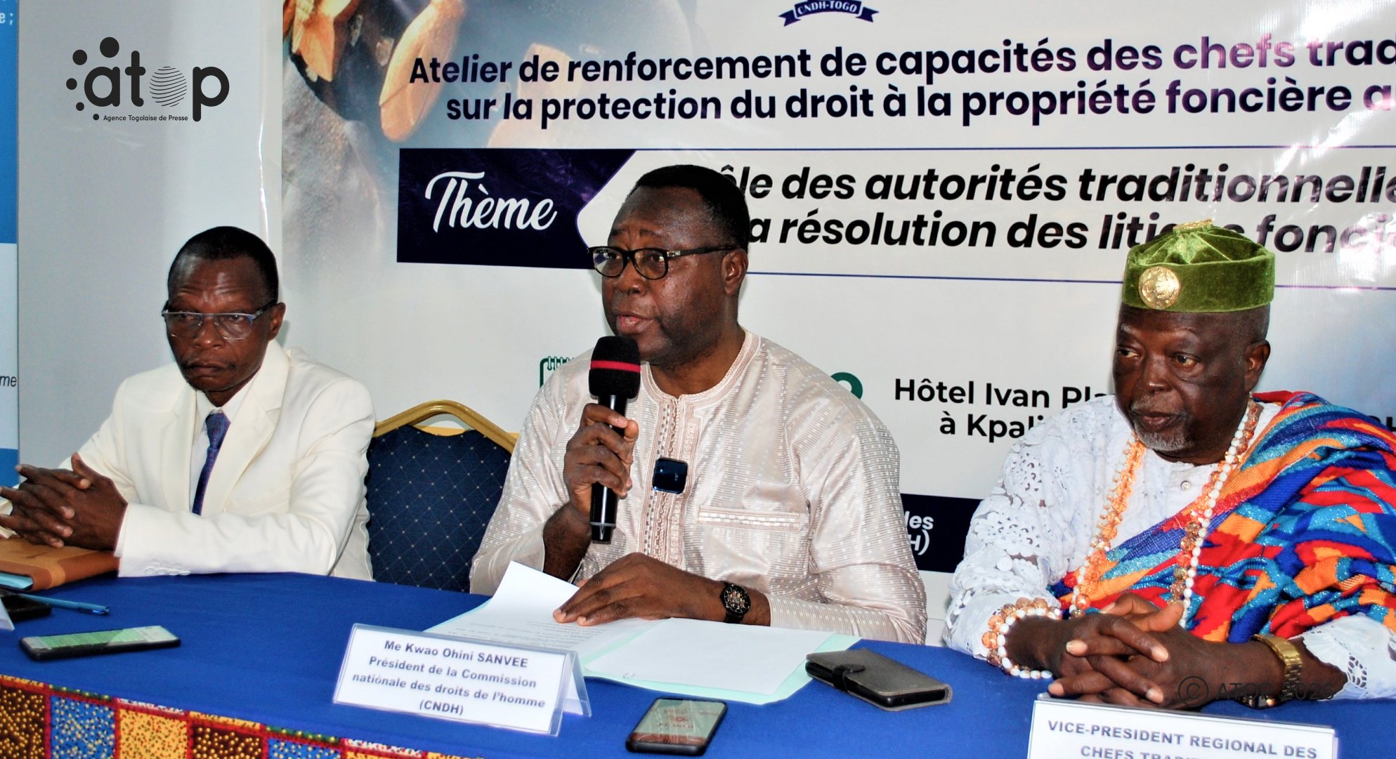 5 .au president de la CNDH micro