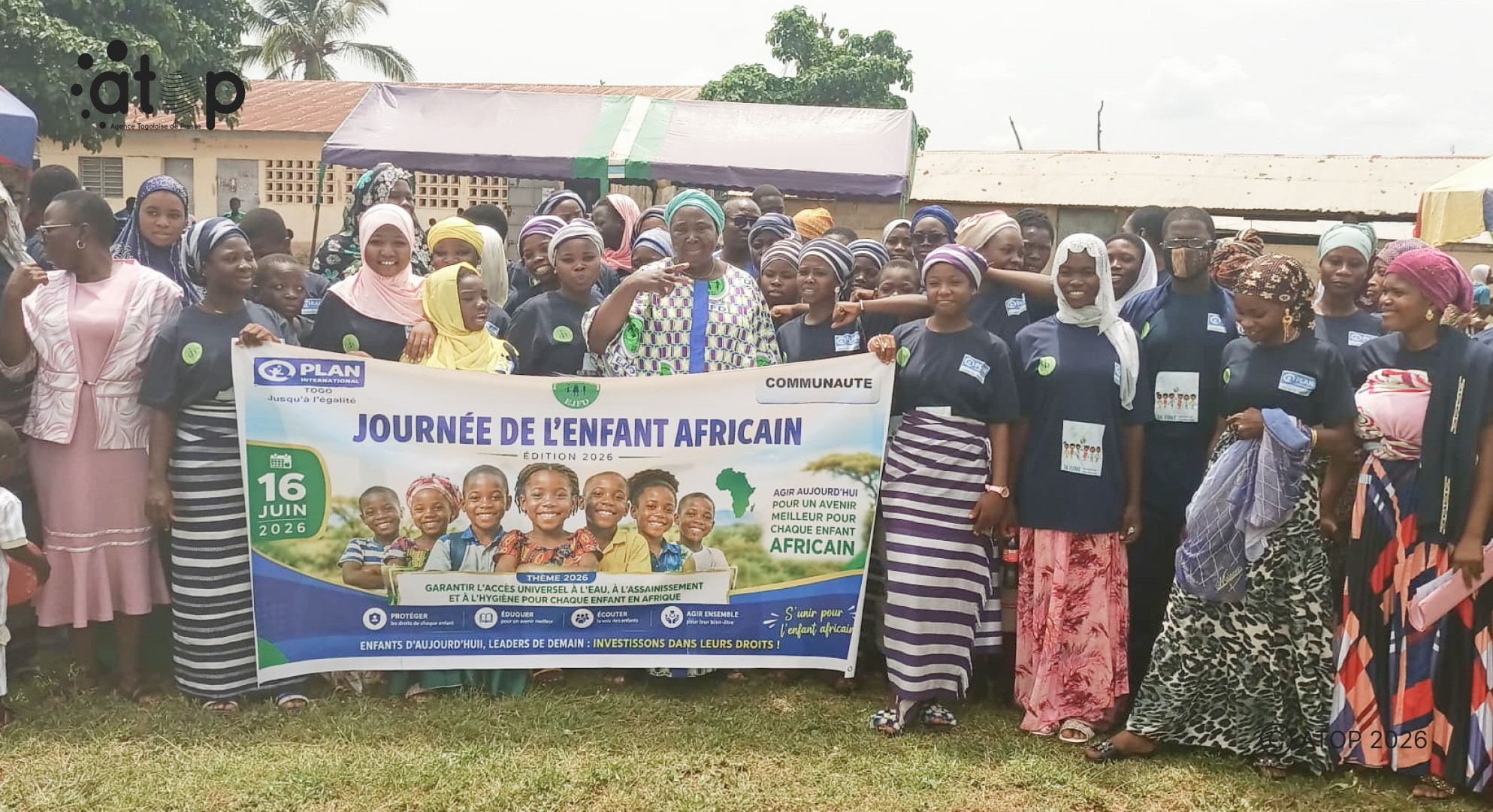 Tchamba/Journée de l’enfant africain : L’édition 2026 insiste sur l’accès à l’eau potable, l’hygiène et l’assainissement pour les enfants 1 8 Officiels et participants