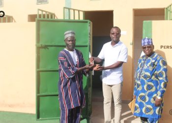 Tchamba :  Un bloc sanitaire moderne réceptionné à l’USP de N’Tchourou
