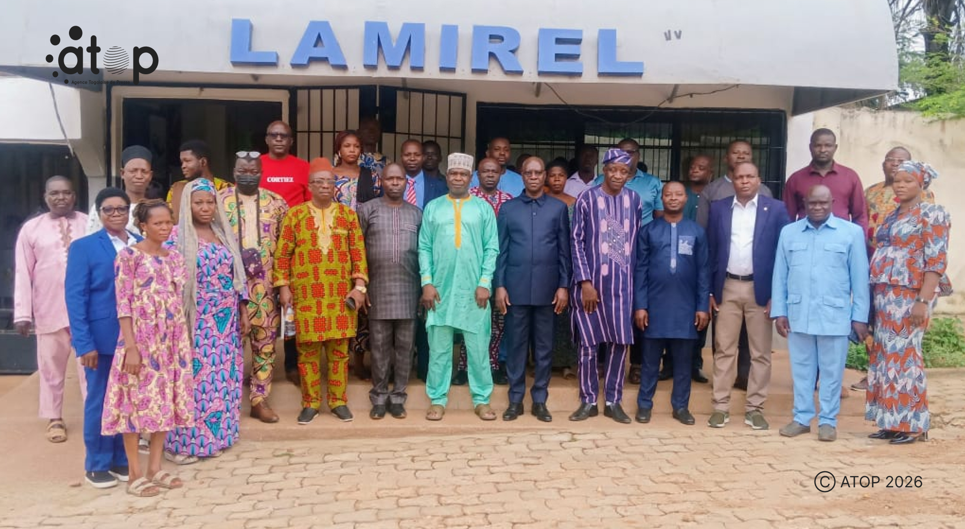 11 Officiels et participants