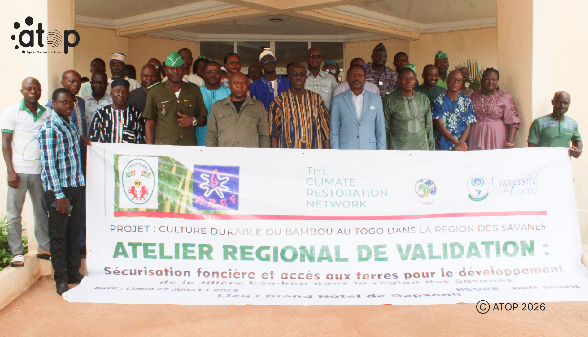12 Les officiels et les participants