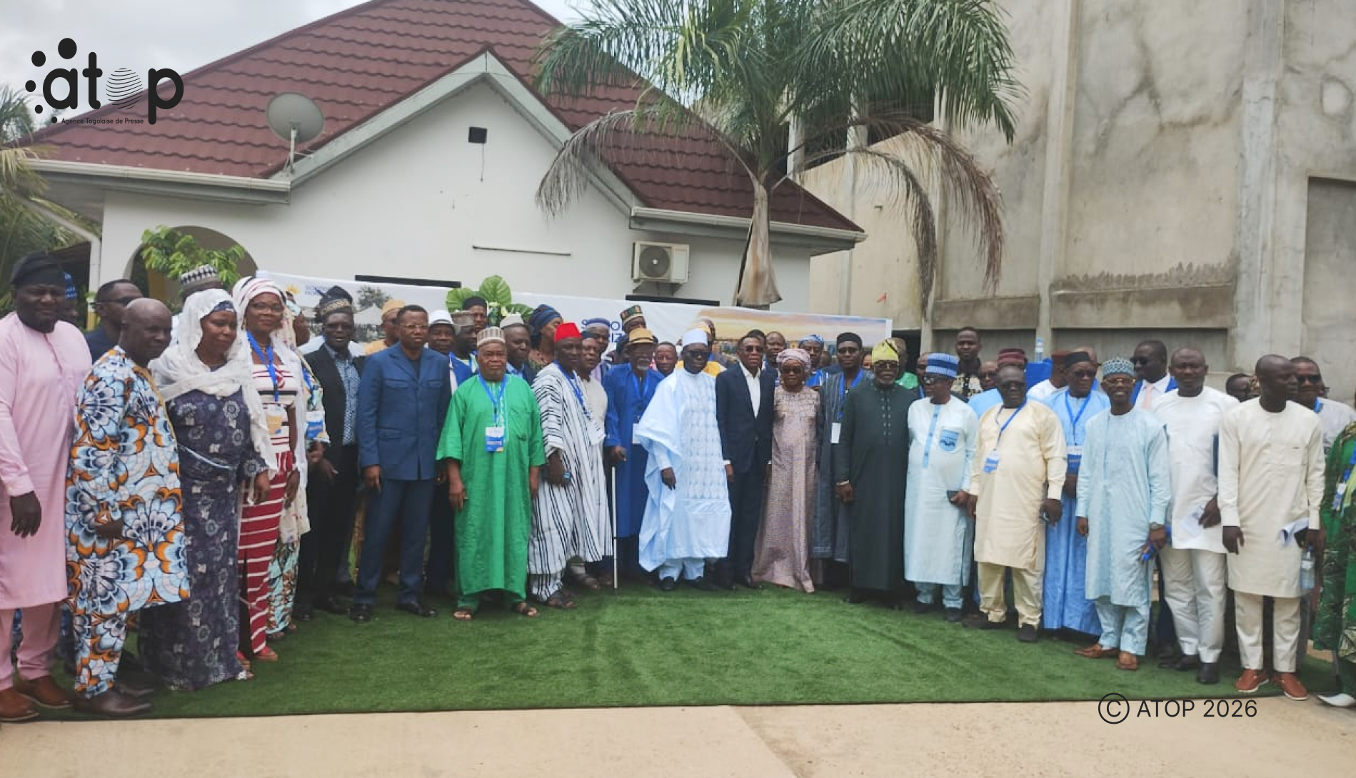 12 Les participants.