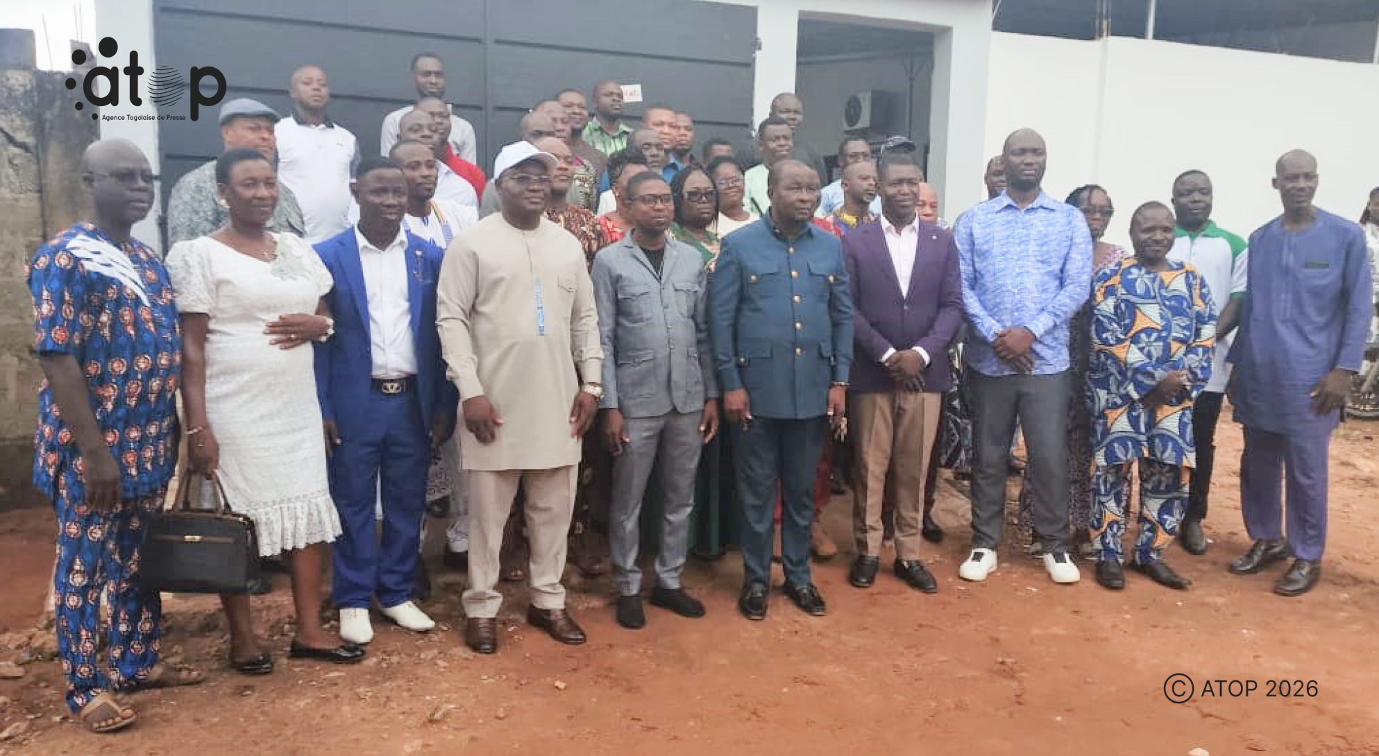 18 Officiels et membres des organes installes
