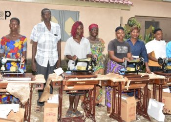 Kozah/artisanat: Douze jeunes apprentis reçoivent des équipements