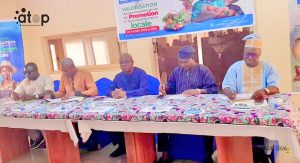 Foire Internationale de Blitta : La 4è édition du 8 au 23 aôut avec plusieurs innovations 2 34 Table dhonneur au lancement de la foire
