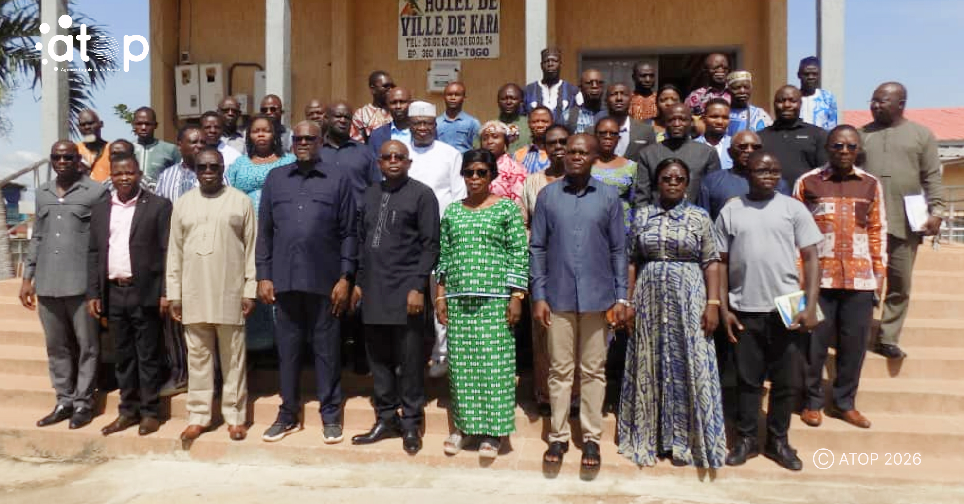 3è session ordinaire de 2026 de la commune Kozah 1 : Le budget supplémentaire en adoption 1 36 Les participants avec les officiels