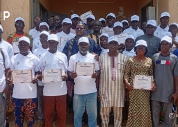 Des enseignants de l’IEPP Bassar-Sud honorés pour leurs services