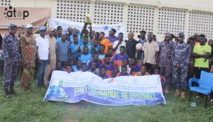 61 Les participants ensemble