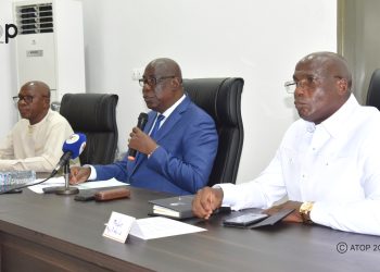 Les membres du nouvel exécutif de la chambre régionale des métiers de Lomé investis