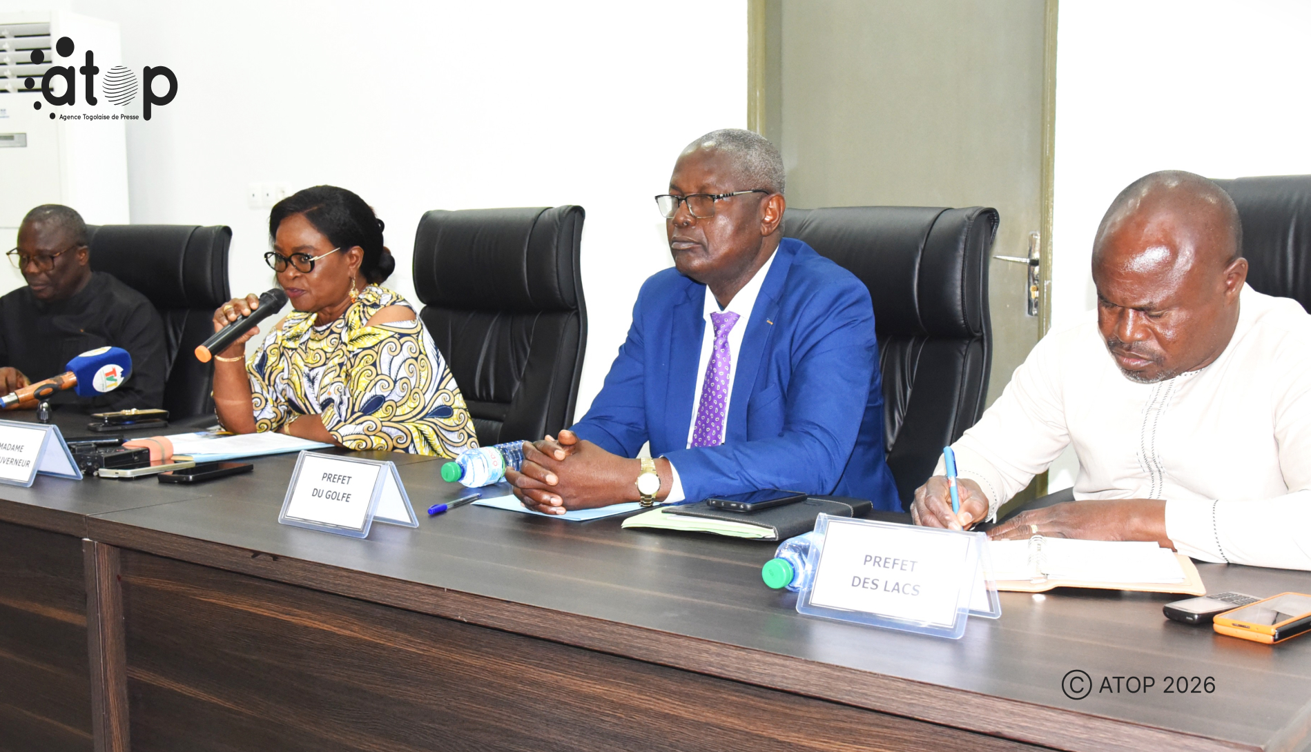 Mme Kassa Traore lisant la declaration liminaire site
